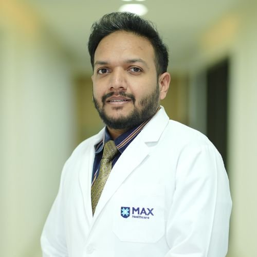 Dr_Praanjal_Gupta